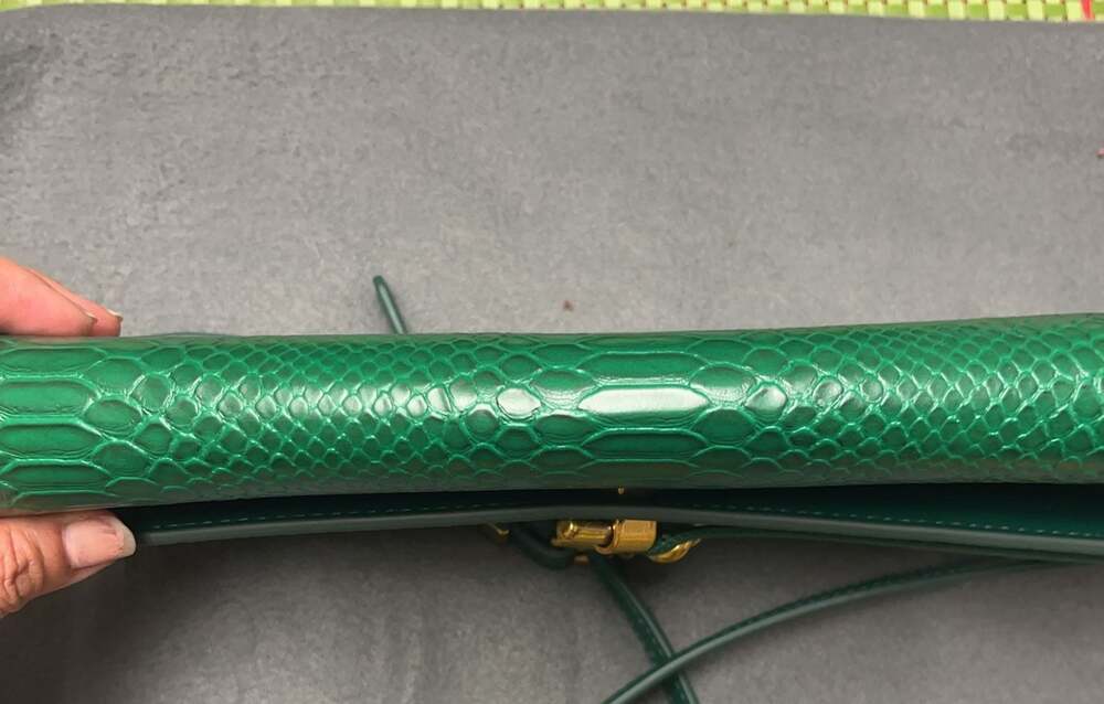 Green Faux Snakeskin Crossbody Bag with Gold Tone Hardware - Picture 6 of 6